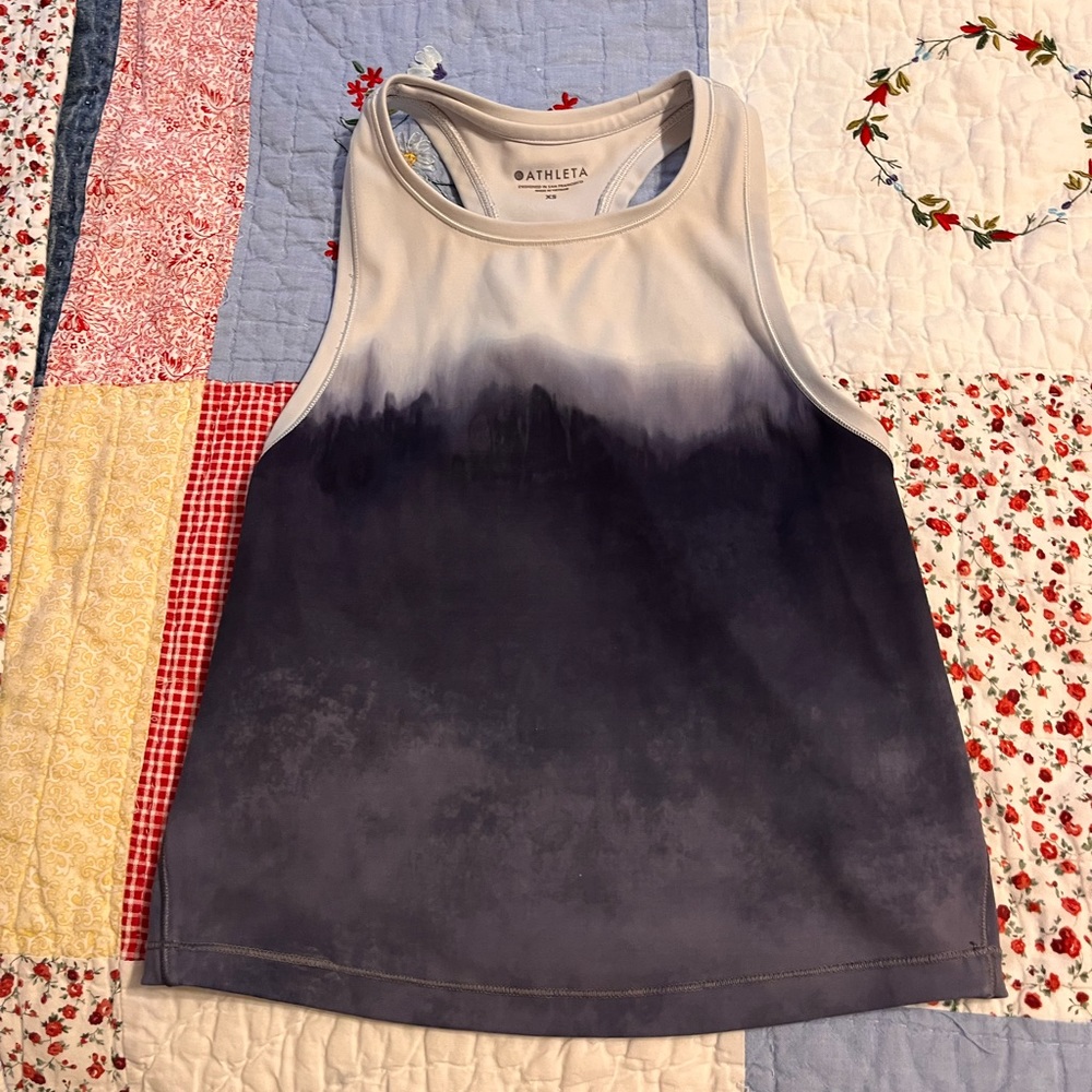 Athleta grey cropped tank